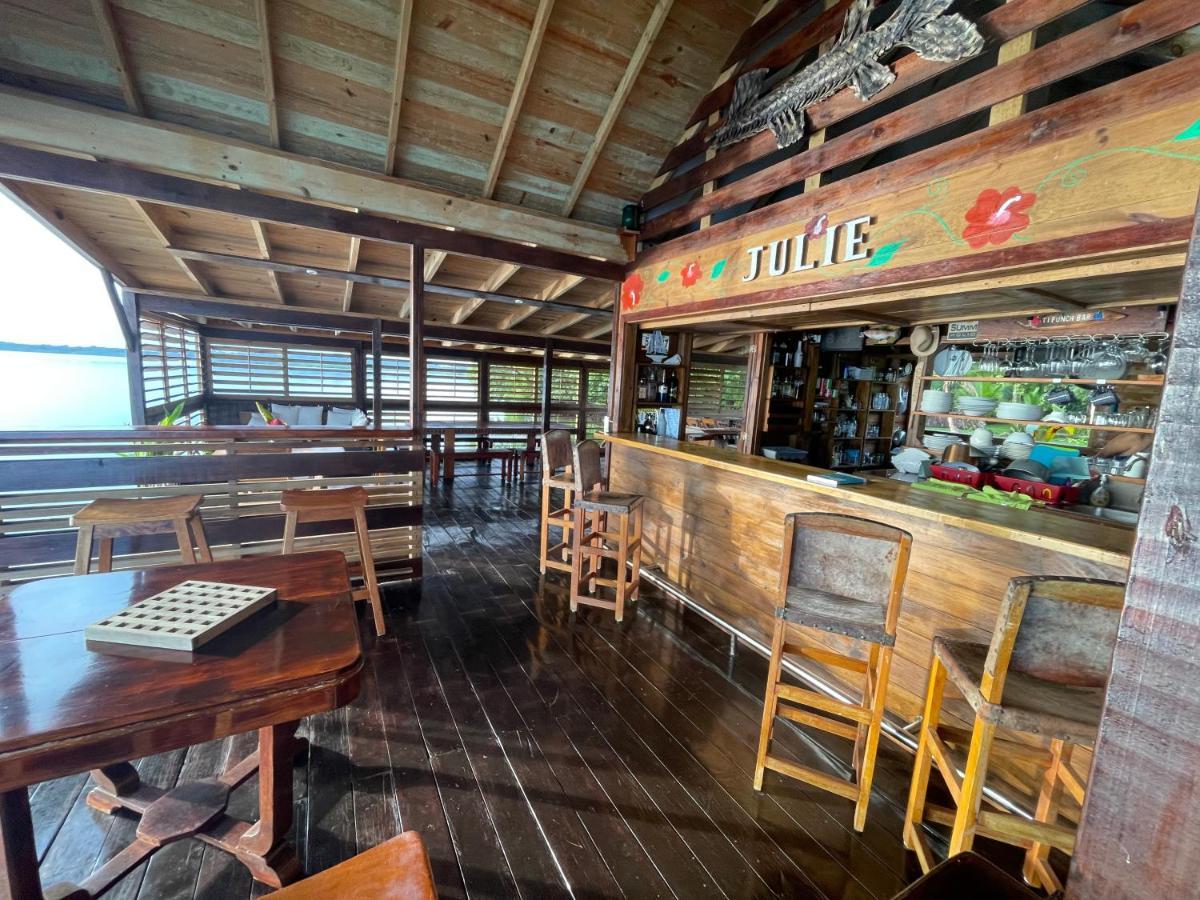 Dolphin Blue Paradise Bocas Town Luaran gambar