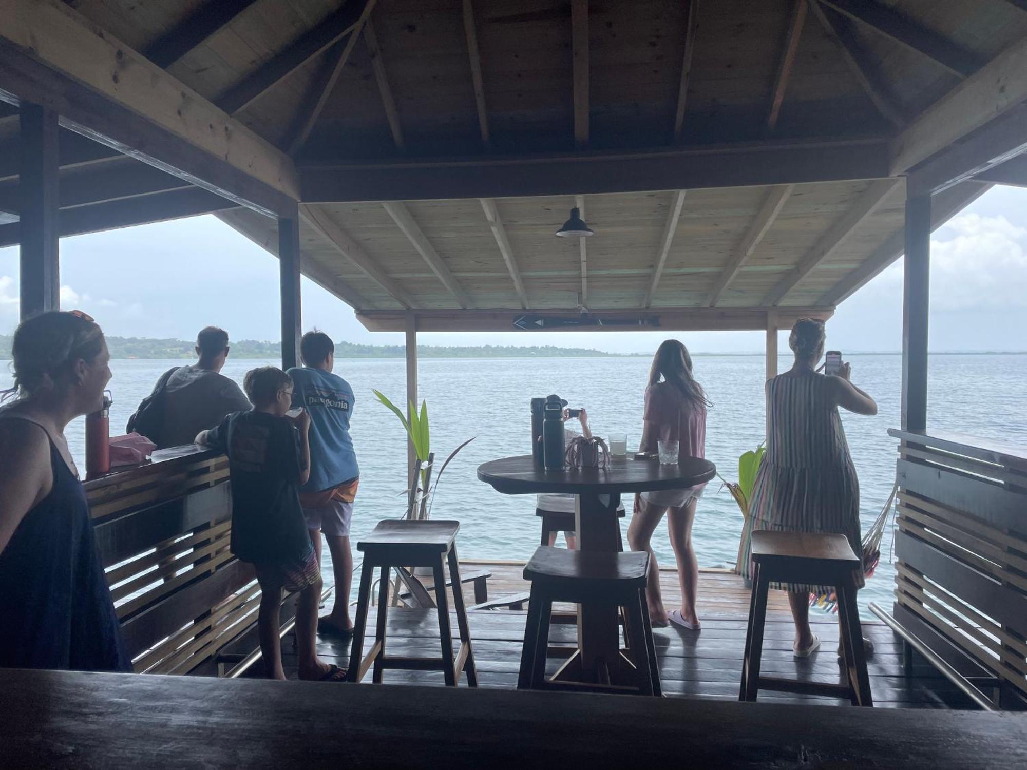 Dolphin Blue Paradise Bocas Town Luaran gambar