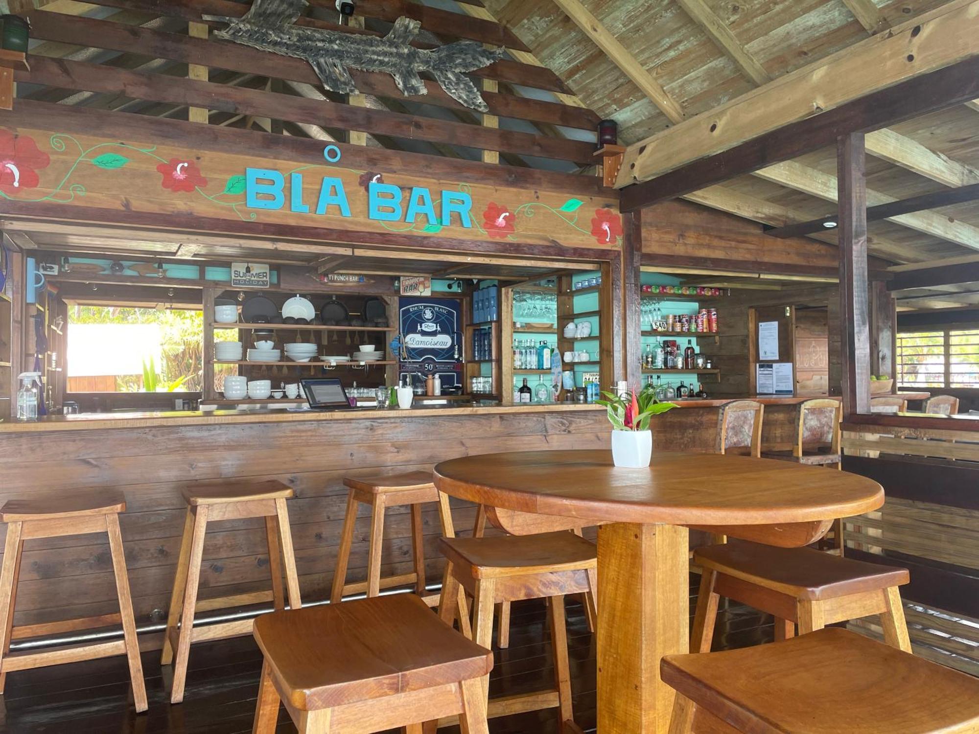 Dolphin Blue Paradise Bocas Town Luaran gambar