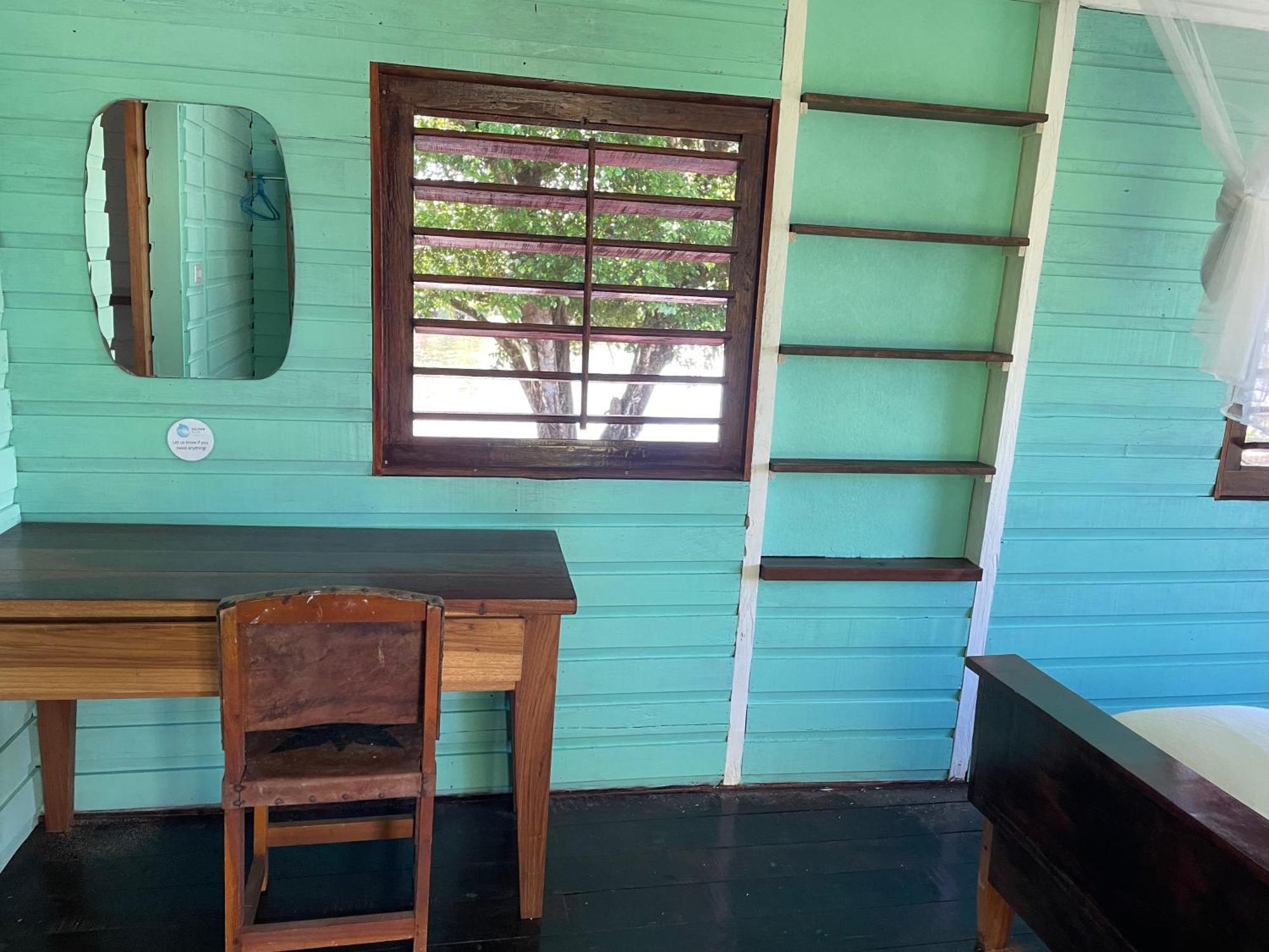 Dolphin Blue Paradise Bocas Town Luaran gambar